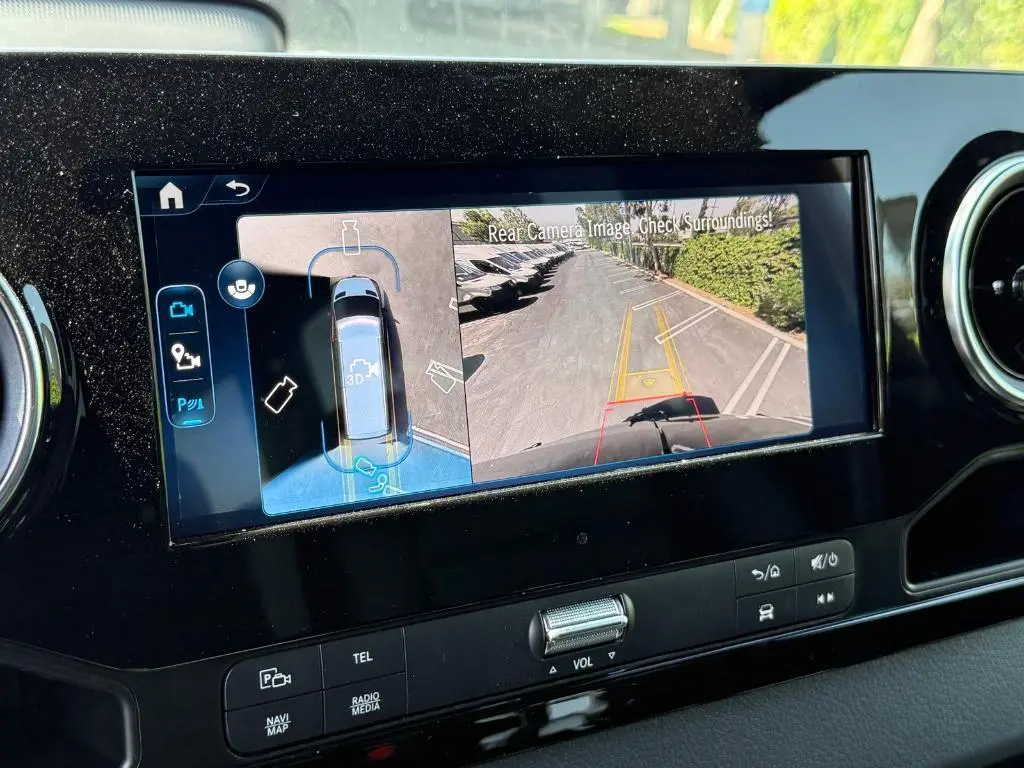 Mercedes Sprinter 12-Passenger photo 9