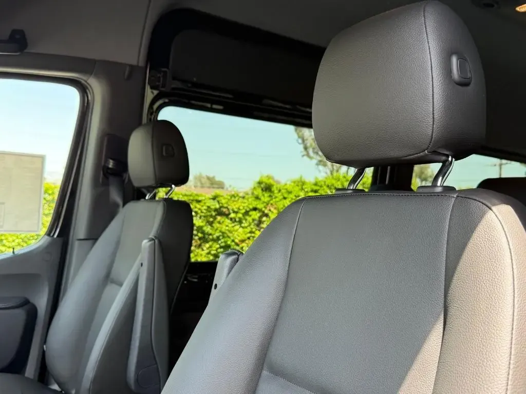 Mercedes Sprinter 12-Passenger photo 3